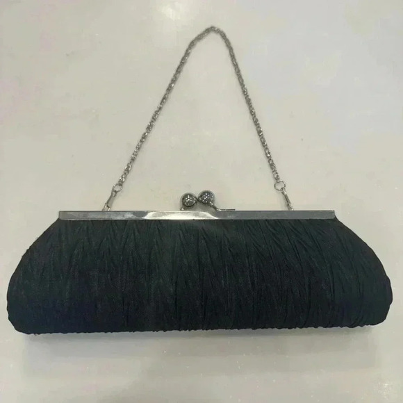 Black evening kiss lock clutch with rhinestone details and removable chain - Picture 2 of 10